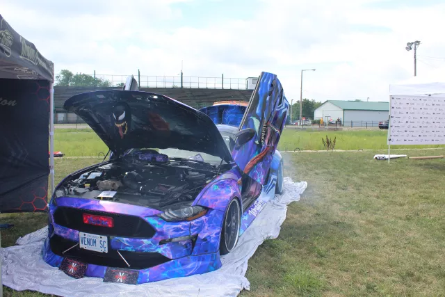 The Venom Mustang from Wraptors!